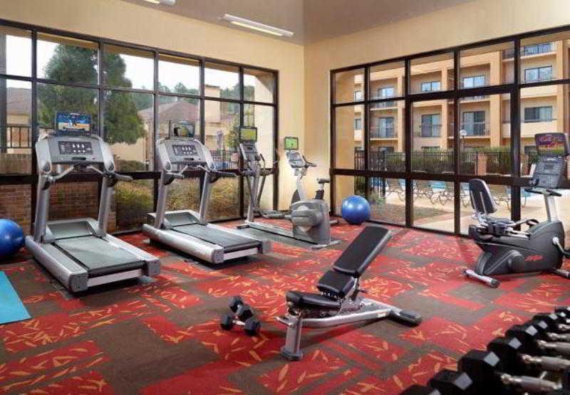 Courtyard By Marriott Atlanta Executive Park/Emory Hotel Buitenkant foto
